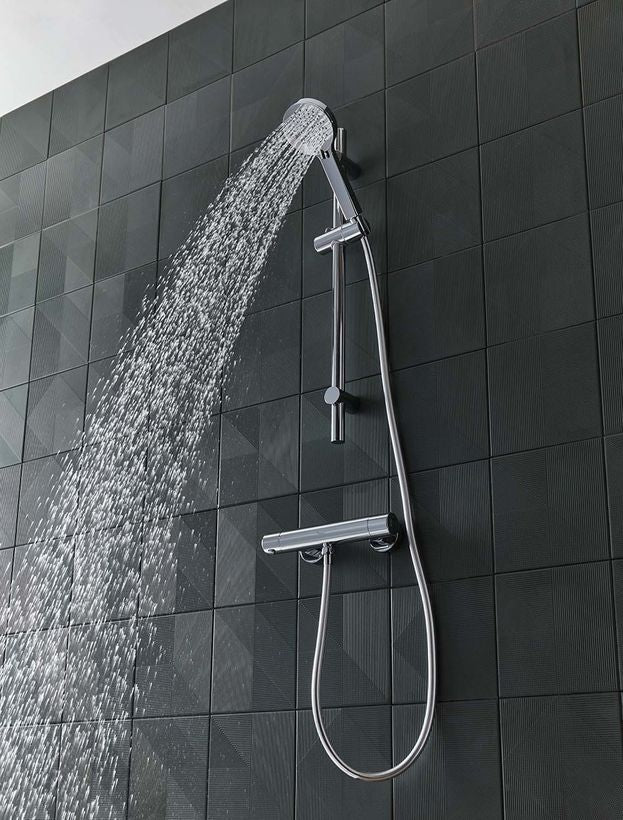 Tavistock Quantum Cool Touch bar bar Shower with Side Rail Kit